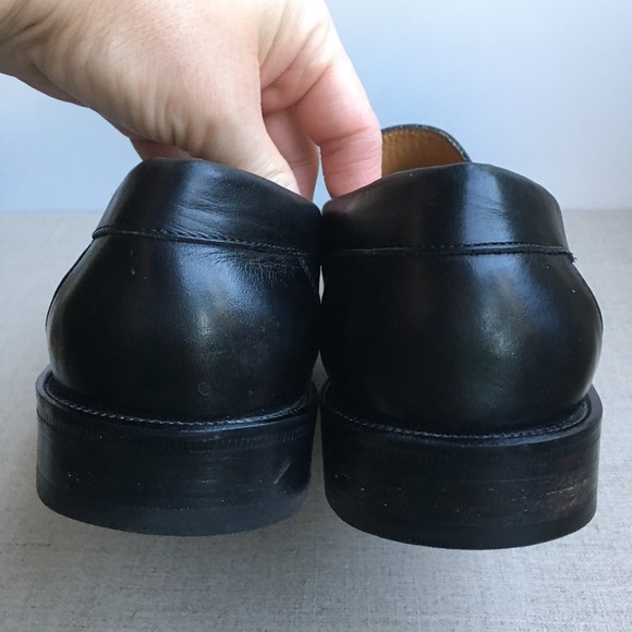 Bruno Magli US 7.5 Black Leather Classic Loafers - Picture 6 of 10